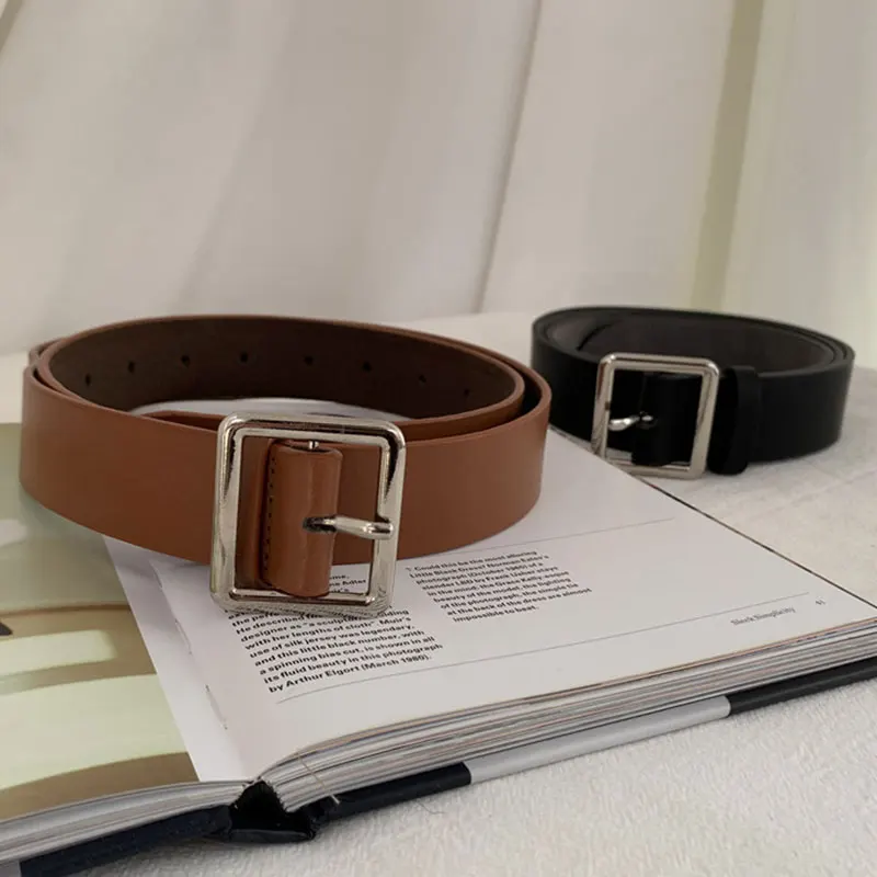 Fashion Unisex PU Leather Belts Casual All-match Silver Color Square Buckle Belt Jeans Windbreaker Adjustable Students Waistband
Fashion Unisex PU Leather Belts Casual All-match Silver Color Square Buckle Belt Jeans Windbreaker Adjustable Students Waistband