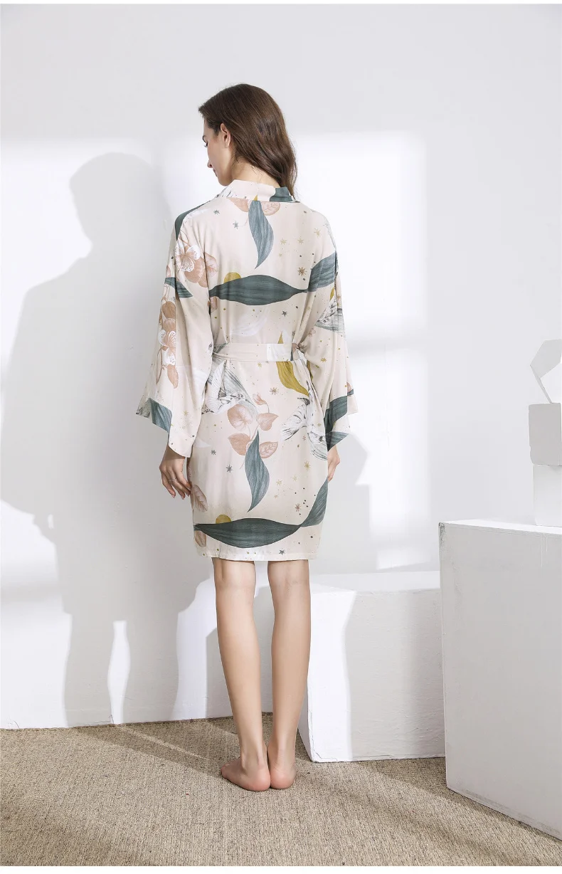 Silk Kimono Robe Women Bathrobe Wedding Bridesmaid Robe Ladies Floral Prints Night Robes Homewear Satin Summer Sleepwear XA103F Silk Kimono Robe Women Bathrobe Wedding Bridesmaid Robe Ladies Floral Prints Night Robes Homewear Satin Summer Sleepwear XA103F
