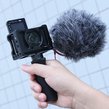 Camera Cage VLOG Cold Shoe Bracket Multiple 1/4" Thread Holes for SONY RX0 II for Microphone Mini LED Light Vlogging Accessories
Camera Cage VLOG Cold Shoe Bracket Multiple 1/4" Thread Holes for SONY RX0 II for Microphone Mini LED Light Vlogging Accessories