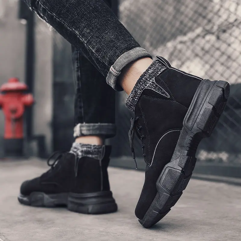 Martin boots men's Korean style trend high-top men's shoes tooling desert boots British style
Martin boots men's Korean style trend high-top men's shoes tooling desert boots British style