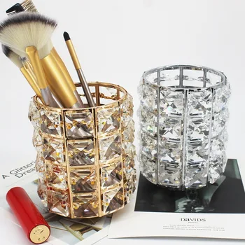 European-style Crystal Pen Holder Makeup Brush Dressing Table Storage Barrel for Eyebrow Pencil Nail Comb 
European-style Crystal Pen Holder Makeup Brush Dressing Table Storage Barrel for Eyebrow Pencil Nail Comb