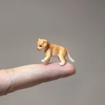 Model Decoration Mini Version Simulation Animal Lion Cub Hand-made Plastic Doll Model Decoration Micro-view
Model Decoration Mini Version Simulation Animal Lion Cub Hand-made Plastic Doll Model Decoration Micro-view