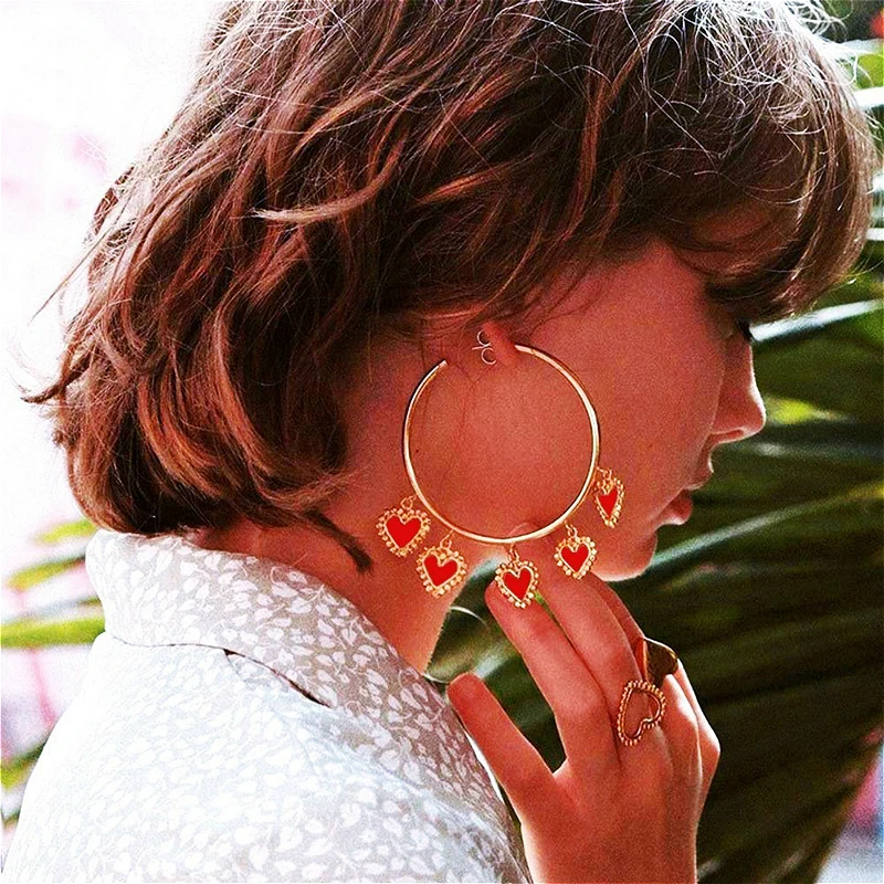 Classic Red Heart Circle Earrings For Woman Exaggeration Round Hoop Earring Charm Piercing Ear Stud Party Fashion Jewelry Gift
Classic Red Heart Circle Earrings For Woman Exaggeration Round Hoop Earring Charm Piercing Ear Stud Party Fashion Jewelry Gift