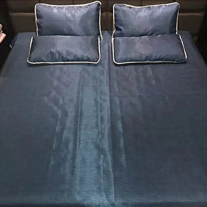 3D Mat Bedding Set Ice Silk 3Pcs 2 Pillow Covers Cooling Sleeping Mat Summer Mattress Bed Supplies 245*250cm Folding
3D Mat Bedding Set Ice Silk 3Pcs 2 Pillow Covers Cooling Sleeping Mat Summer Mattress Bed Supplies 245*250cm Folding