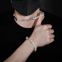 INS Europe hip-hop personality trendy full zircon bone pearl bracelet men and women Cuban chain punk cool necklace
INS Europe hip-hop personality trendy full zircon bone pearl bracelet men and women Cuban chain punk cool necklace