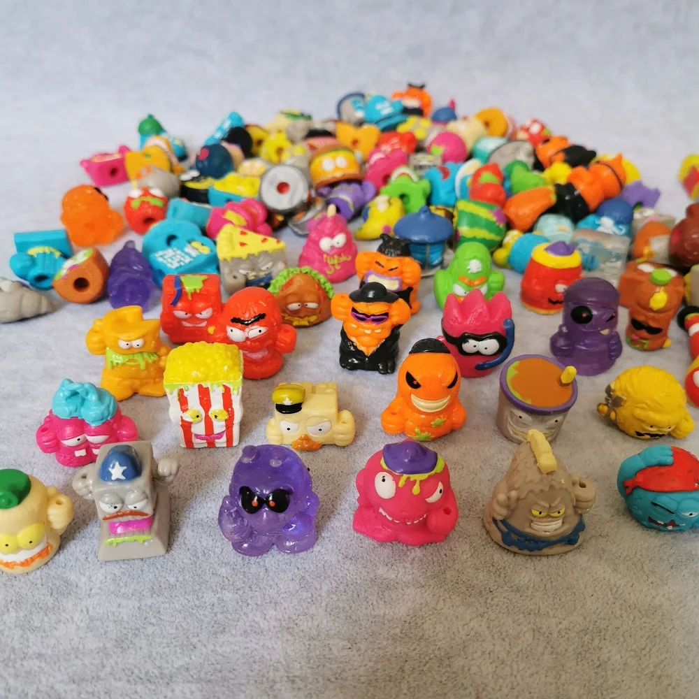 

20pcs Original Superzings Zomlings Action Figures Dolls 3CM Super Zings Garbage Collection Toys Model for Kids Playing Gift