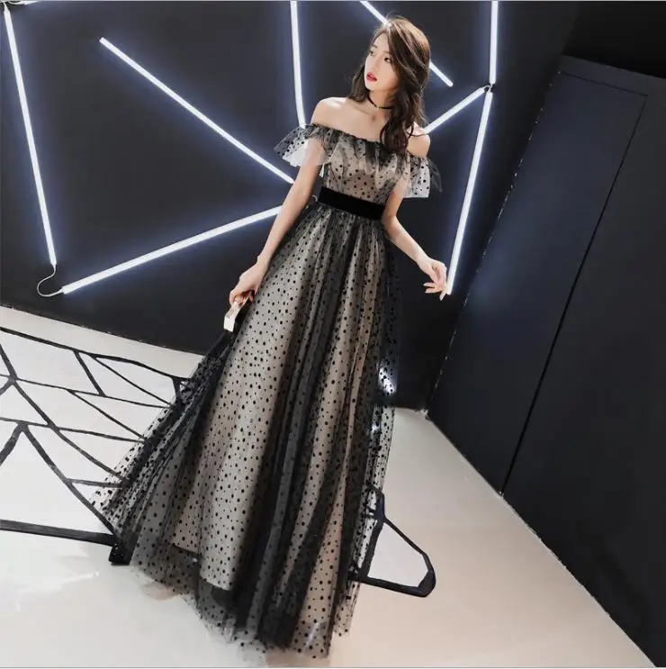 Simple Dot Printed Homecoming Dresses ES30049 A-Line Off The Shoulder Ruffles Elegant Party Graduation Dresses 2019
Simple Dot Printed Homecoming Dresses ES30049 A-Line Off The Shoulder Ruffles Elegant Party Graduation Dresses 2019
