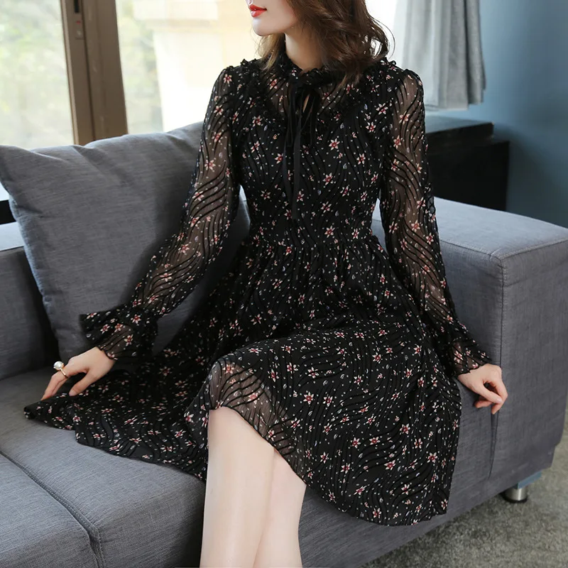 2018 Spring Clothing New Style Korean-style Fashion Elegant Floral-Print Chiffon Bell Sleeve Dress Women's Fashion
2018 Spring Clothing New Style Korean-style Fashion Elegant Floral-Print Chiffon Bell Sleeve Dress Women's Fashion