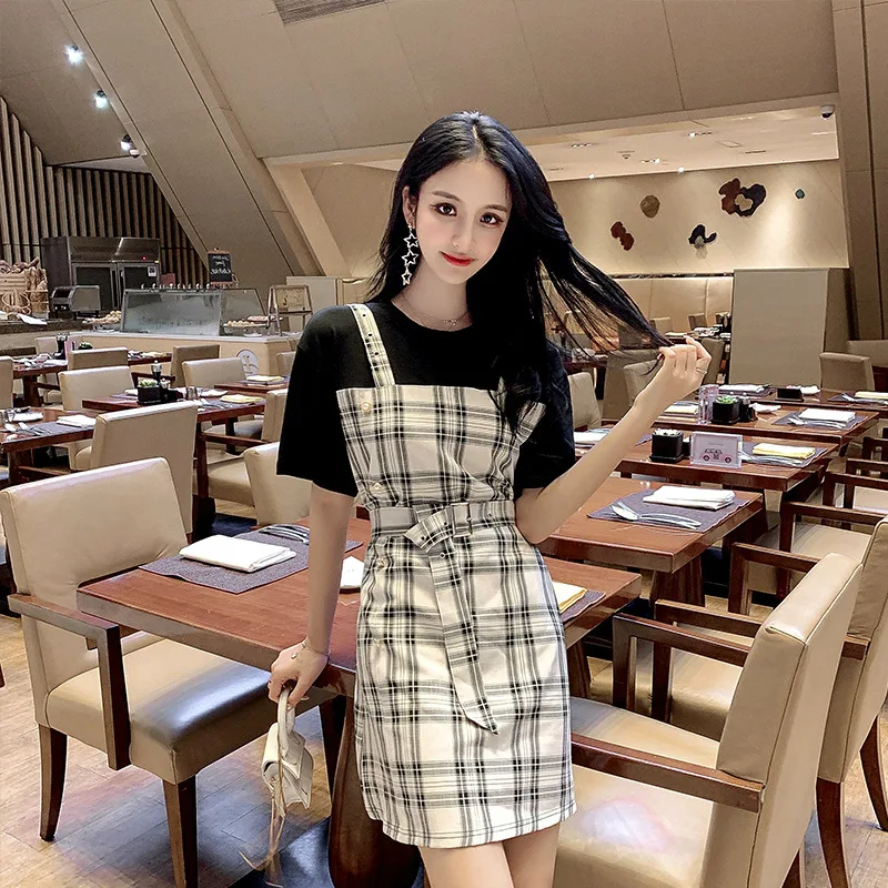 Zogaa New Fashion Fake Two-piece Cotton and Linen Retro Plaid Dress Women Short-sleeved Dress Summer 2019 Hot Splicing Dress
Zogaa New Fashion Fake Two-piece Cotton and Linen Retro Plaid Dress Women Short-sleeved Dress Summer 2019 Hot Splicing Dress