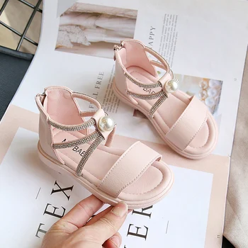 New Kids Sandals Girls Flat Heel Beach Shoes with Pearl Children Sandal for Girls Princess Shoes Open Toe SMG096 
New Kids Sandals Girls Flat Heel Beach Shoes with Pearl Children Sandal for Girls Princess Shoes Open Toe SMG096