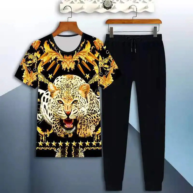 New Men's Summer Suit Trend Short-Sleeved 3D Printed T-Shirt Black Trousers Casual Loose Large Size Comfortable Suit Personality
New Men's Summer Suit Trend Short-Sleeved 3D Printed T-Shirt Black Trousers Casual Loose Large Size Comfortable Suit Personality