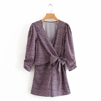 2020 Spring Women's New Double-Lapel V-neck Puff Puff Long Sleeve Cuffs Decorative Jumpsuit Bow Print Jumpsuit
2020 Spring Women's New Double-Lapel V-neck Puff Puff Long Sleeve Cuffs Decorative Jumpsuit Bow Print Jumpsuit