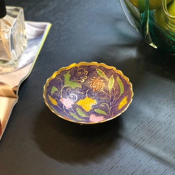 Copper Storage Hand Carved Texture Tray Jewelry Display Plate Necklace Ring Earrings Display Tray Creative Decoration Organizer 
Copper Storage Hand Carved Texture Tray Jewelry Display Plate Necklace Ring Earrings Display Tray Creative Decoration Organizer