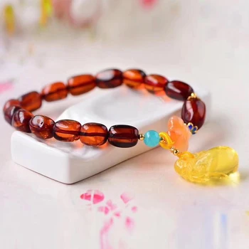 Natural Blood Pool Shaped Wax Bracelet 11.53g with Natural Gold Purse Decorated with Agate Tianhe Stone
Natural Blood Pool Shaped Wax Bracelet 11.53g with Natural Gold Purse Decorated with Agate Tianhe Stone