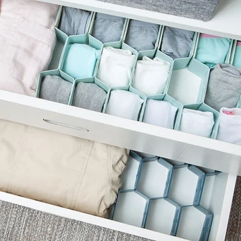 Plastic Partition Drawer Finishing Storage Box Honeycomb Underwear Storage Box Divider Multi-Grid Wardrobe Closet Storage Boxes 
Plastic Partition Drawer Finishing Storage Box Honeycomb Underwear Storage Box Divider Multi-Grid Wardrobe Closet Storage Boxes