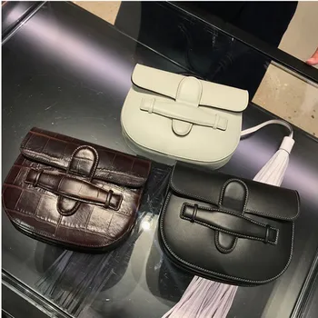 Saddle bags for women horse hoof bag crocodile pattern waist bag leather women's bag Crossbody small square bag
Saddle bags for women horse hoof bag crocodile pattern waist bag leather women's bag Crossbody small square bag