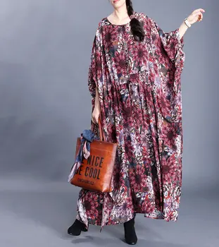 Fashion Floral Print Irregular Dress 2020 New Chinese Style Retro Bat Five Point Sleeve Stitching Round Neck Silk Long Dress 
Fashion Floral Print Irregular Dress 2020 New Chinese Style Retro Bat Five Point Sleeve Stitching Round Neck Silk Long Dress