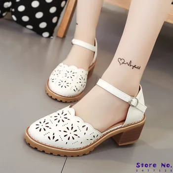 Hollow-Carved Women Sandals 2020 Summer Style Retro Platform White Sandals Comfortable High Hoof Thick Heels Shoes Plus Size 9 
Hollow-Carved Women Sandals 2020 Summer Style Retro Platform White Sandals Comfortable High Hoof Thick Heels Shoes Plus Size 9
