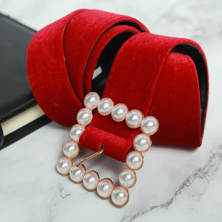 Fashion Trendy Red Velvet Pearl Button Women's Belt 2019 Pearl Buckle Flannel Apricot Girdle for Girls Luxury Dress Ceinture
Fashion Trendy Red Velvet Pearl Button Women's Belt 2019 Pearl Buckle Flannel Apricot Girdle for Girls Luxury Dress Ceinture