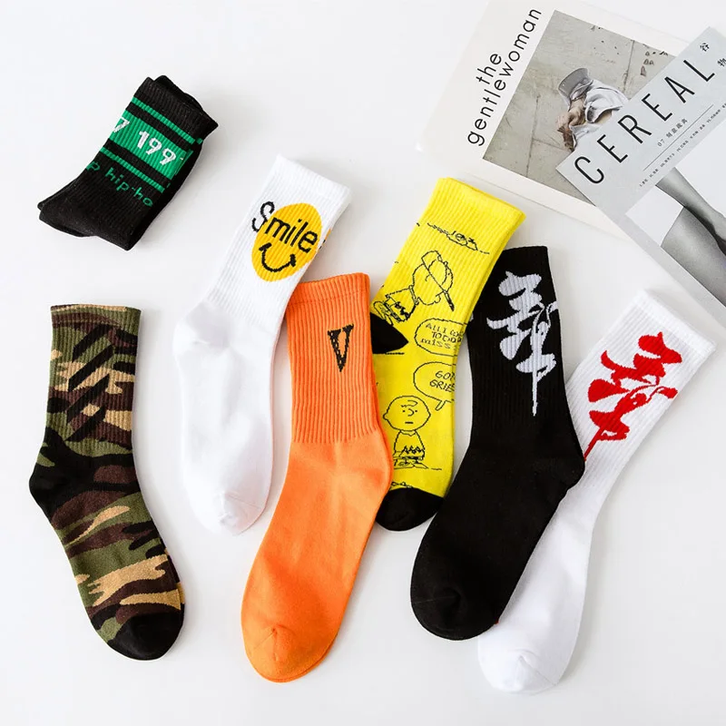 Fashion Letter Harajuku Hip Hop Socks Men and Women Long Cartoon Socks Hiphop Street Sport Casual Sox Long Skateboard Socks 
Fashion Letter Harajuku Hip Hop Socks Men and Women Long Cartoon Socks Hiphop Street Sport Casual Sox Long Skateboard Socks