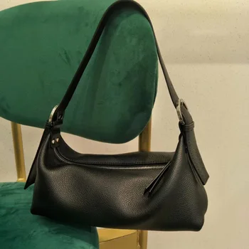 2020 korean soft leather dumpling bag female small shoulder bag first layer leather simple female Bucket Handbag Minilist Design
2020 korean soft leather dumpling bag female small shoulder bag first layer leather simple female Bucket Handbag Minilist Design