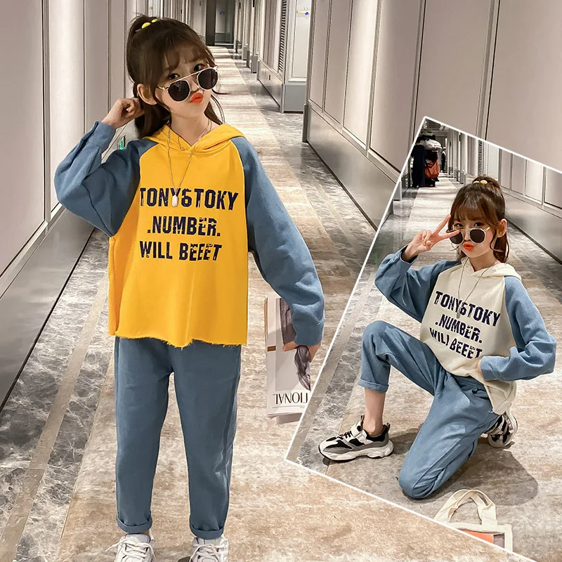 Girls Spring Clothing Set 2020 New Style CHILDREN'S Garment Fashionable Western Style Big Boy Casual Sweatshirt Jeans Two-Piece
Girls Spring Clothing Set 2020 New Style CHILDREN'S Garment Fashionable Western Style Big Boy Casual Sweatshirt Jeans Two-Piece