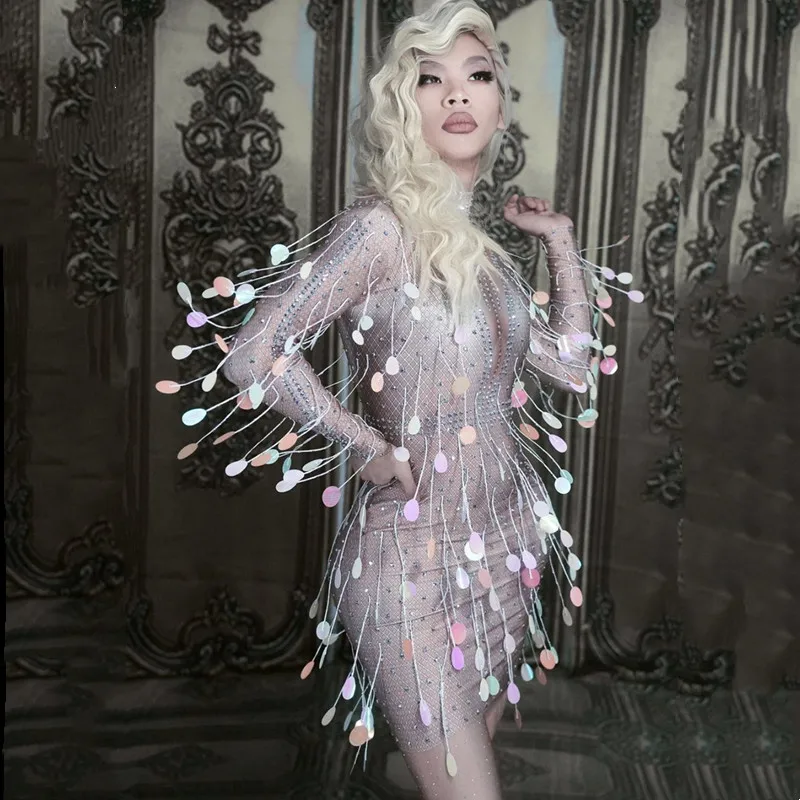 Colorful Sequin Crystal Short Dress Women Prom Evening Party Stage Wear Birthday Party Celebrate Singer Host Performance Costume
Colorful Sequin Crystal Short Dress Women Prom Evening Party Stage Wear Birthday Party Celebrate Singer Host Performance Costume
