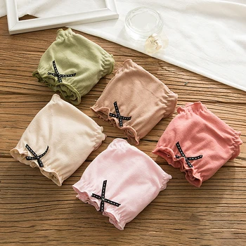 Cute Bow Underwear Women Pleated Lace Seamless Underpants Cotton Solid Panties Middle Waist Lingerie Lovely Girl Briefs Litthing
Cute Bow Underwear Women Pleated Lace Seamless Underpants Cotton Solid Panties Middle Waist Lingerie Lovely Girl Briefs Litthing