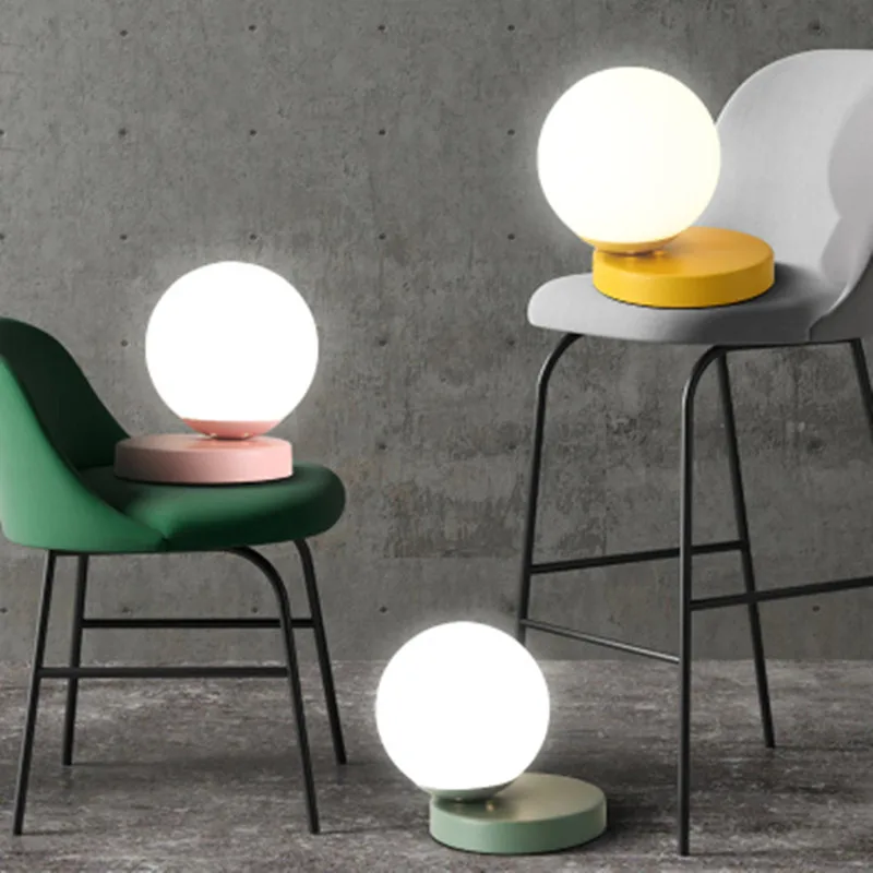Nordic desk lamp simple modern bedroom fixtures bedside study lighting LED lights decorative table lamps
Nordic desk lamp simple modern bedroom fixtures bedside study lighting LED lights decorative table lamps