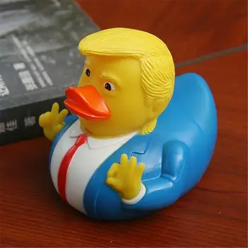 Summer New Baby Bath Toy Rowing Boat Duck Swim Bath Floating Water Wind-up Chain Baby Children Classic Toys Gifts
Summer New Baby Bath Toy Rowing Boat Duck Swim Bath Floating Water Wind-up Chain Baby Children Classic Toys Gifts
