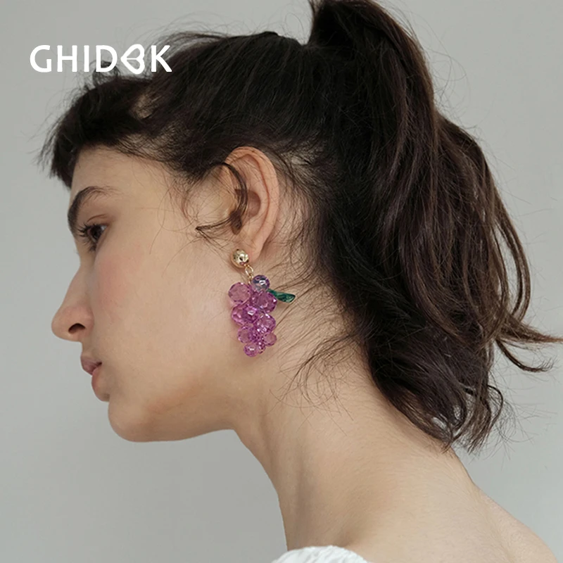 GHIDBK Gold Delicate Purple Crystal Grape Stud Earring Unique Design Fruit Summer Earring Korean Minimalist Studs Birthday Gift
GHIDBK Gold Delicate Purple Crystal Grape Stud Earring Unique Design Fruit Summer Earring Korean Minimalist Studs Birthday Gift