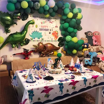 Dinosaur theme children's day party disposable tableware children's birthday decoration scene set 12 sets
Dinosaur theme children's day party disposable tableware children's birthday decoration scene set 12 sets