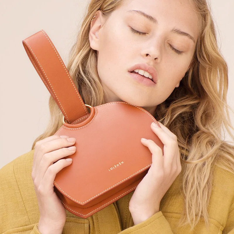 YOUSE Niche Bag 2020 New Women Bag Simple Semicircle Handbag Fashion All-match Chain Crossbody Small Round Bag
YOUSE Niche Bag 2020 New Women Bag Simple Semicircle Handbag Fashion All-match Chain Crossbody Small Round Bag