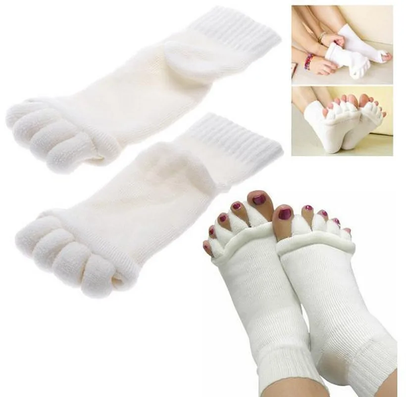1Pair Five Toe Socks Orthotics Separators for Toes Bunion Corrector Orthopedic Posture Correction Ectropion
1Pair Five Toe Socks Orthotics Separators for Toes Bunion Corrector Orthopedic Posture Correction Ectropion