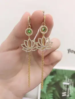 High quality SWA new style. Various wearing methods. Unique and noble lotus lady Earrings
High quality SWA new style. Various wearing methods. Unique and noble lotus lady Earrings