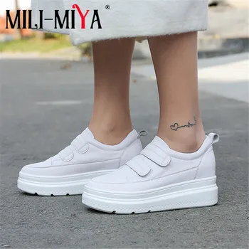 MILI-MIYA Fashion Spring Autumn Women Flat Platform Sneakers Genuine Leather Round Toe Ladies Trainers Breathable Shoes Black
MILI-MIYA Fashion Spring Autumn Women Flat Platform Sneakers Genuine Leather Round Toe Ladies Trainers Breathable Shoes Black
