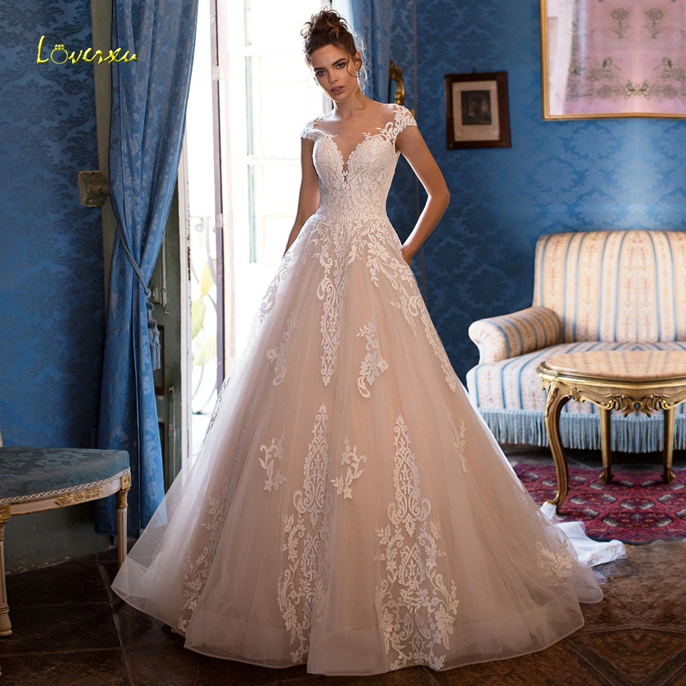 Loverxu Chic Scoop A Line Wedding Dresses 2019 Delicate Applique Cap Sleeve Button Bride Dress Court Train Bridal Gown Plus Size
Loverxu Chic Scoop A Line Wedding Dresses 2019 Delicate Applique Cap Sleeve Button Bride Dress Court Train Bridal Gown Plus Size