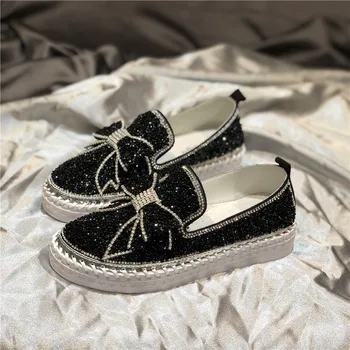 Zapatos De Mujer Flats Women Shoes Crystal Chaussures Femme Slip On Scarpe Donna Butterfly-knot Female Shoes Round Toe 
Zapatos De Mujer Flats Women Shoes Crystal Chaussures Femme Slip On Scarpe Donna Butterfly-knot Female Shoes Round Toe