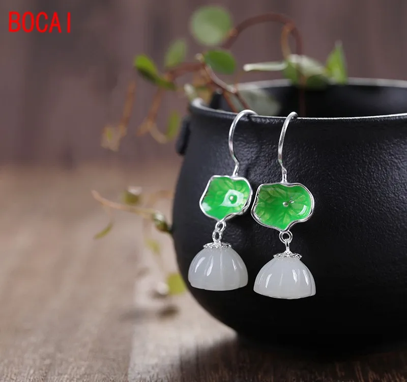Реальный S925 серебро в винтажном стиле инкрустированные сорта хотанской (Hetian) яшмы, серьги в виде лотоса для Дамский высококачественный все-матч серьги
Реальный S925 серебро в винтажном стиле инкрустированные сорта хотанской (Hetian) яшмы, серьги в виде лотоса для Дамский высококачественный все-матч серьги