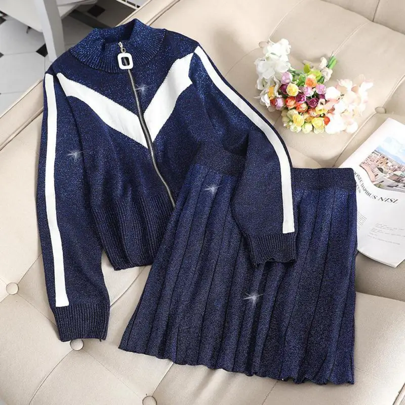 New 2019 Spring Autumn Women Two Piece Set Long Sleeve Zipper Sweater Top + Pleated Skirt Knitted Outfit Woman Knit Tracksuits
New 2019 Spring Autumn Women Two Piece Set Long Sleeve Zipper Sweater Top + Pleated Skirt Knitted Outfit Woman Knit Tracksuits