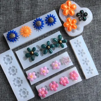 7 Pcs / Set Crystal Cute Mini Sun Flower Silicone Mold Resin Jewelry Pendant Mould Handmade Decoration Tools
7 Pcs / Set Crystal Cute Mini Sun Flower Silicone Mold Resin Jewelry Pendant Mould Handmade Decoration Tools