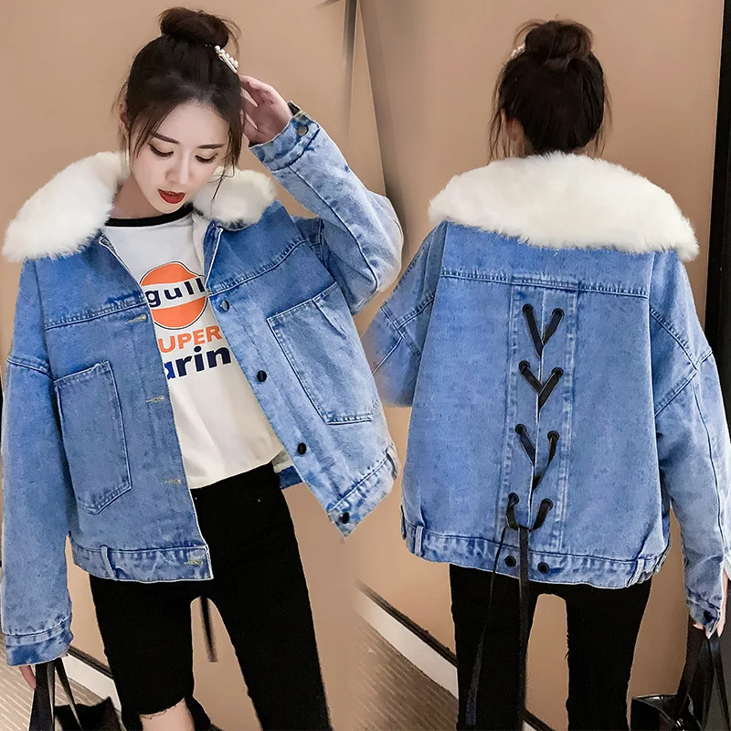 2019New Lambs Wool Thickening Short Jackets Ladies Natural Fur Collars Jean Jacket Femini Warm Coat Winter Denim Jacket Women
2019New Lambs Wool Thickening Short Jackets Ladies Natural Fur Collars Jean Jacket Femini Warm Coat Winter Denim Jacket Women