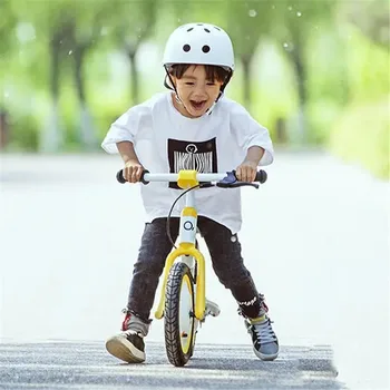 QICYCLE Balance Bike Tricycle Scooter 12" for Children Yellow Color Slide Bicycle Dual Use Balance Bike for Kids Children Bikes
QICYCLE Balance Bike Tricycle Scooter 12" for Children Yellow Color Slide Bicycle Dual Use Balance Bike for Kids Children Bikes