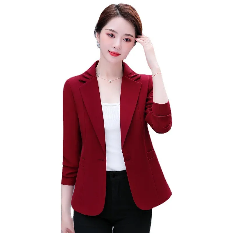 Женский офисный Блейзер, элегантный пиджак большого размера 3XL с английским воротником, весна-осень 2022
Женский офисный Блейзер, элегантный пиджак большого размера 3XL с английским воротником, весна-осень 2022