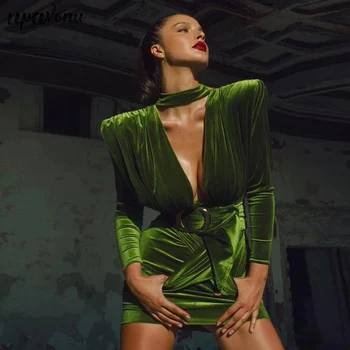 Green Velvet Belt Deep V-Neck Bodycon Mini Dress Long Sleeve Women Sexy Club Dress Winter Pleated Elegant Party Dress Retro
Green Velvet Belt Deep V-Neck Bodycon Mini Dress Long Sleeve Women Sexy Club Dress Winter Pleated Elegant Party Dress Retro