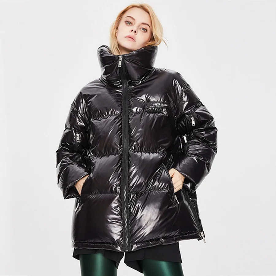 Street New Winter Fashion Designer Brand Womens White Duck Down Jacket Pretty Girls Glossy Outerwear Coat
Street New Winter Fashion Designer Brand Womens White Duck Down Jacket Pretty Girls Glossy Outerwear Coat