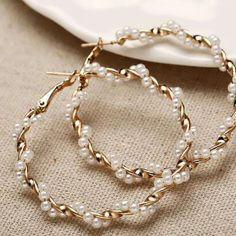 Oversize Simulated Pearl Hoop Earrings For Women Large Girls Gold Color Twisted Big Earring Beads Circle Statement Ear Jewelry
Oversize Simulated Pearl Hoop Earrings For Women Large Girls Gold Color Twisted Big Earring Beads Circle Statement Ear Jewelry