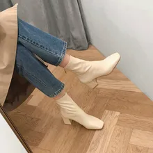 Boots Female British Style Spring and Autumn Single Boots Square Toe Thick Heel Net Red Thin High Heels Short Boots
Boots Female British Style Spring and Autumn Single Boots Square Toe Thick Heel Net Red Thin High Heels Short Boots