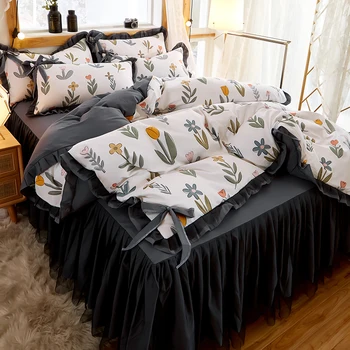 Romance black lace Bedding Set Full Queen King Size Bedspread Wedding white Duvet Cover sets Pillowcase girl princess bedclothes
Romance black lace Bedding Set Full Queen King Size Bedspread Wedding white Duvet Cover sets Pillowcase girl princess bedclothes