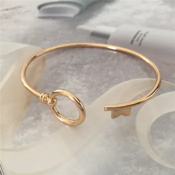 Trendy Gold Color Plating Key Theme Bangle For Women Girl Casual Pretty Unique Cute Elegant Jewelry Accessory
Trendy Gold Color Plating Key Theme Bangle For Women Girl Casual Pretty Unique Cute Elegant Jewelry Accessory